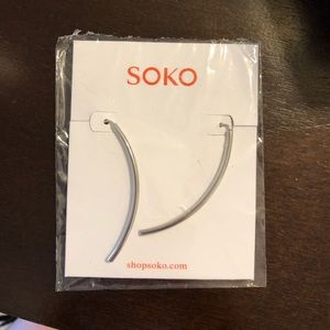 Soko Petite Bow Earrings